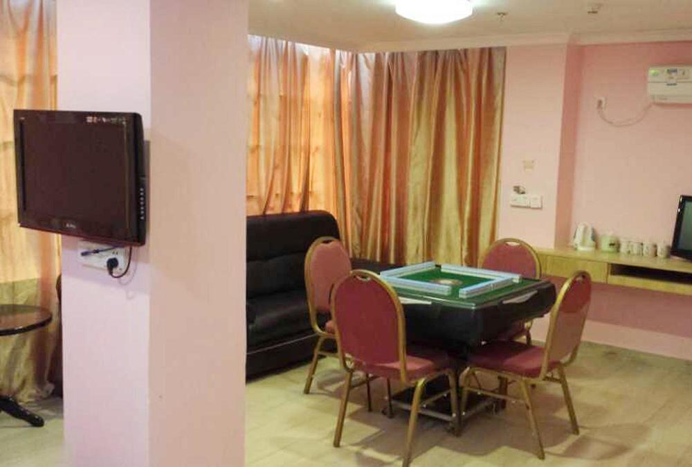 Longxiang Hotel กวางโจว ภายนอก รูปภาพ